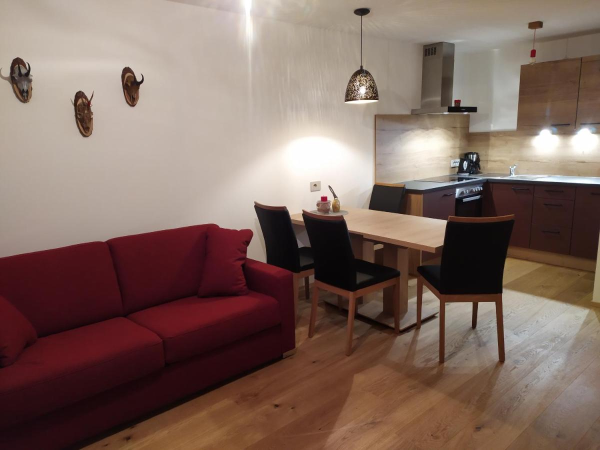 Apartments Ban Guggugg 科勒·伊萨尔科 外观 照片